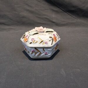 Royal Sealy Trinket Box